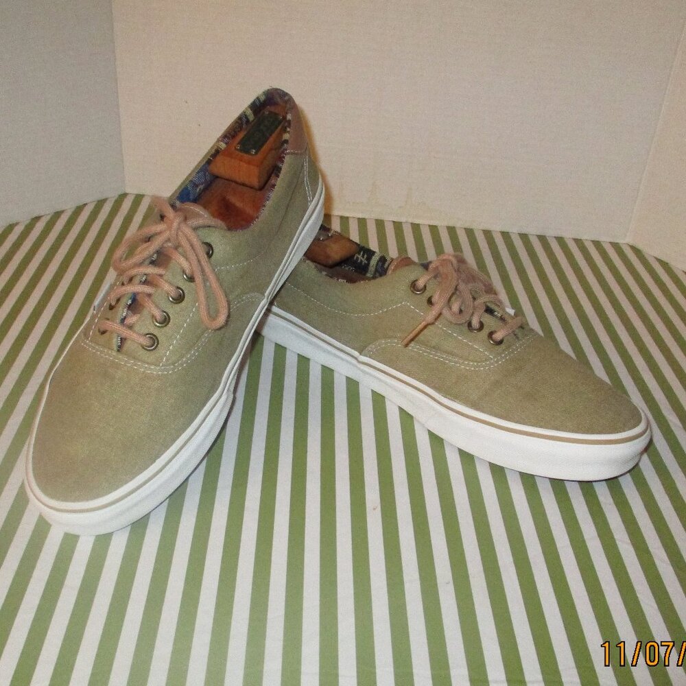 Vans Sneakers Off The Wall